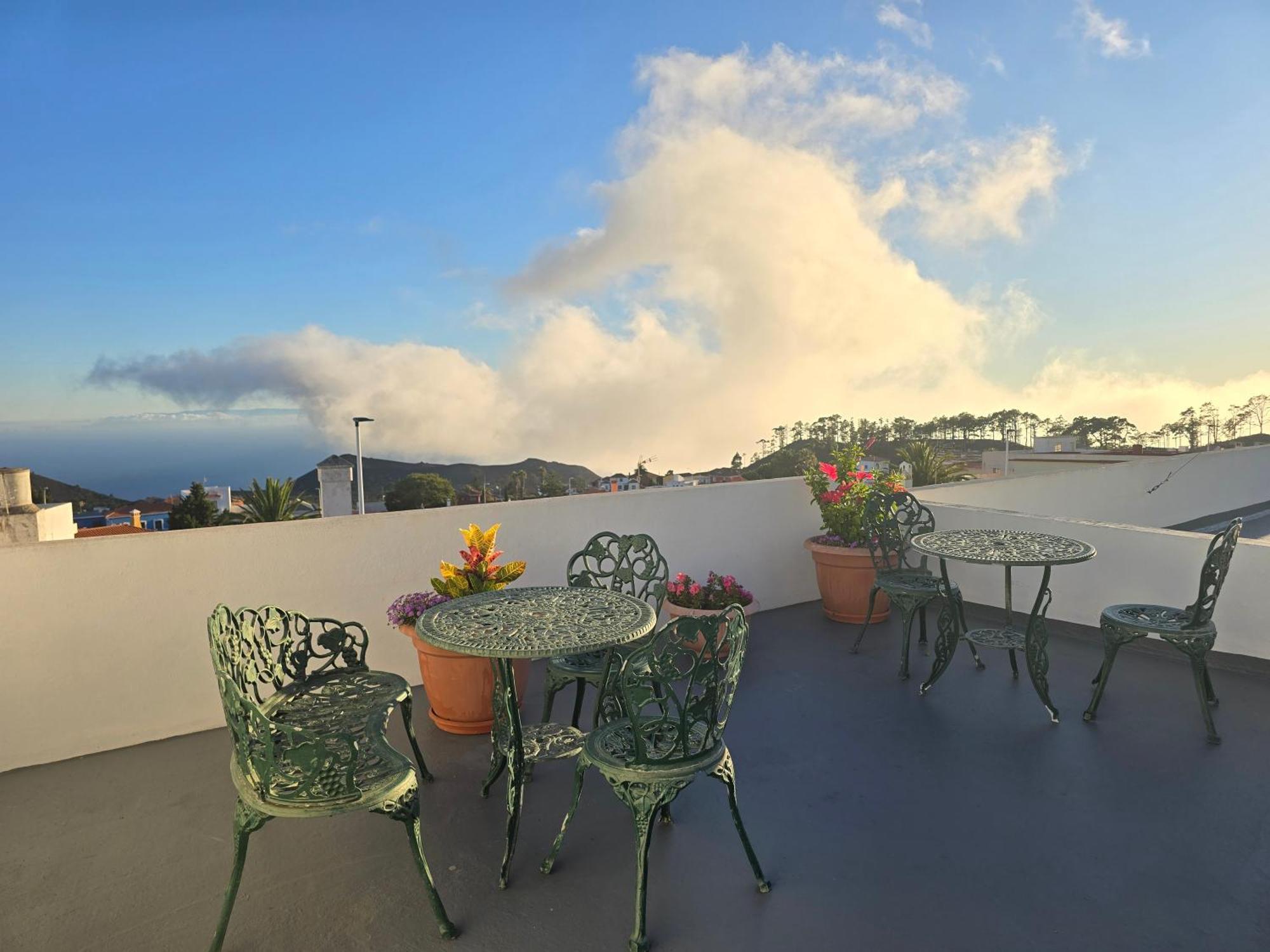 Apartamentos Los Volcanes Fuencaliente de la Palma Exterior foto